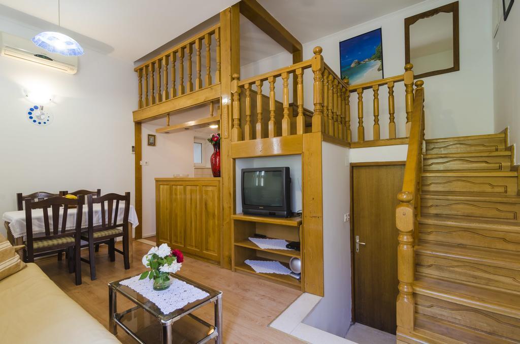 Apartment Ramo ดูบรอฟนิก ภายนอก รูปภาพ